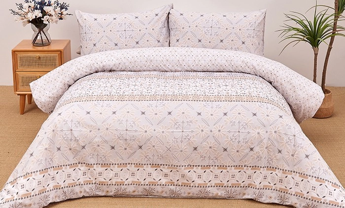 Brampton House Naomi Quilt Cover Set