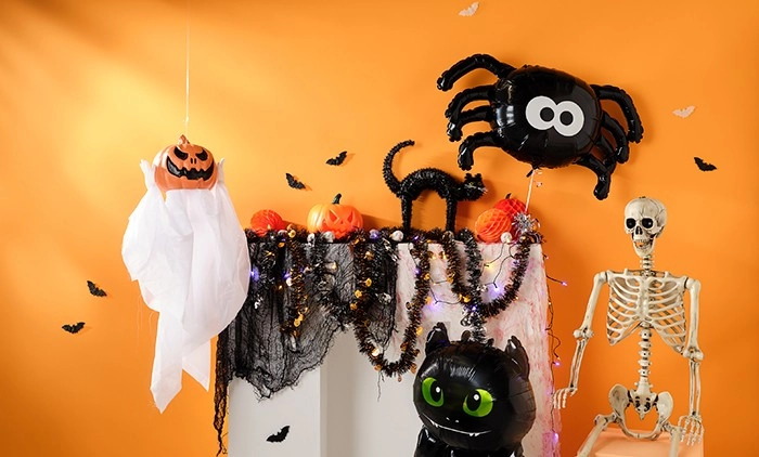 Spooky Hollow Indoor Decorations