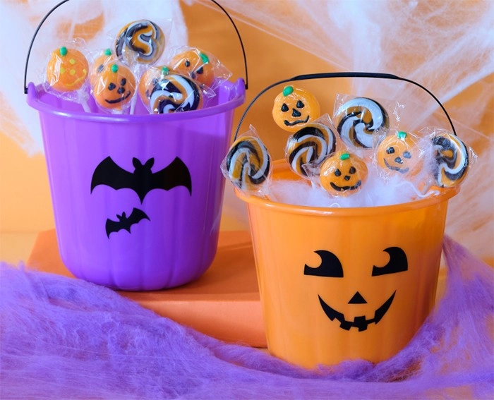 Spooky Hollow Treat Buckets