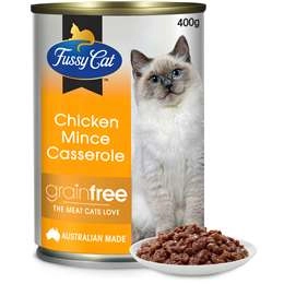 Fussy Cat Grain Free Adult Wet Cat Food Fine Chicken Mince Casserole 400g