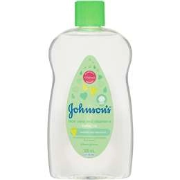 Johnson's Aloe Vera & Vitamin E Gentle Soothing Moisturising Baby Oil 500ml