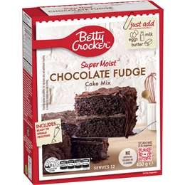 Betty Crocker Chocolate Fudge Cake Mix  450g