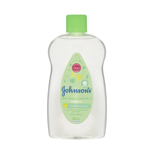 Johnson's Aloe Vera & Vitamin E Gentle Mild Soothing Moisturising Baby Oil 500mL